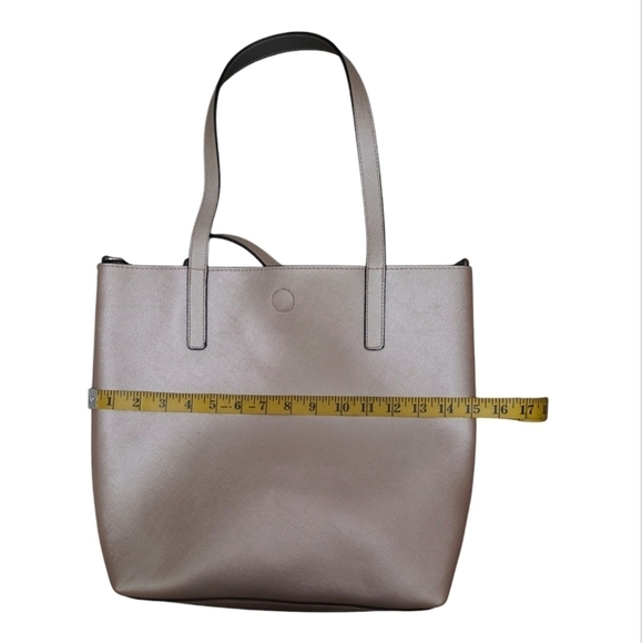 Metallic Gold Reversible Tote Bag with Matching Coin Purse - Picture 7 of 10